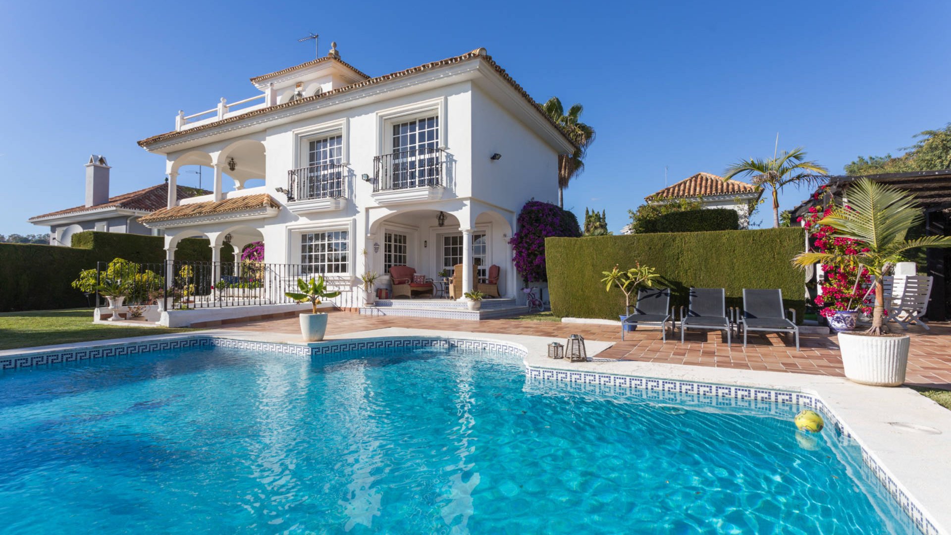 Las Brisas Nueva Andalucia